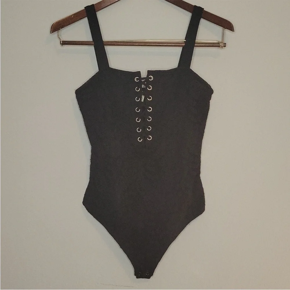 Express Black Lace Up Bodysuit Top Tie Up XS - Picture 2 of 3